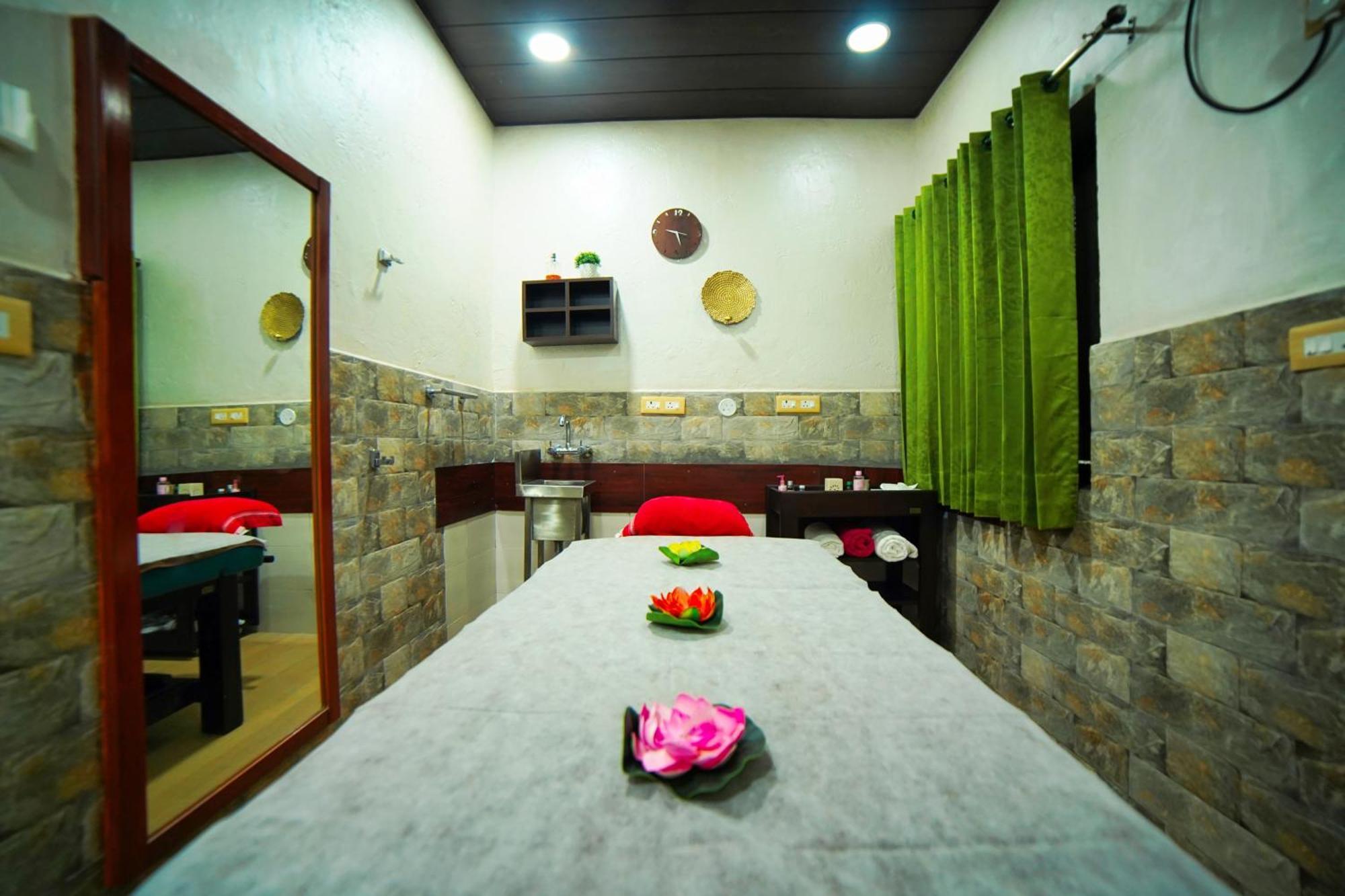 Sukoon - A Wellness Resort, Uttarakhand Chuharpur Buitenkant foto